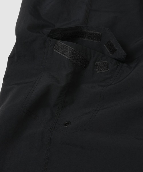 ERL（イーアールエル）の「UNISEX LONG SWIM SHORTS WOVEN（その他パンツ・メンズ・ブラック・S/M）」の5枚目の写真