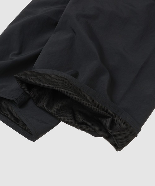 ERL（イーアールエル）の「UNISEX LONG SWIM SHORTS WOVEN（その他パンツ・メンズ・ブラック・S/M）」の4枚目の写真