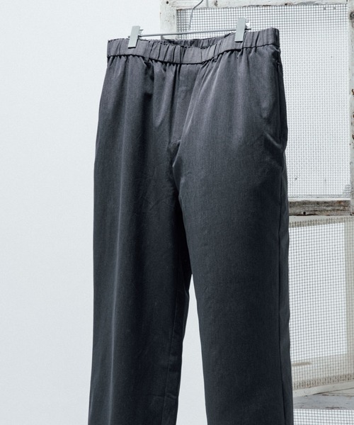 ITEMS URBANRESEARCH(アイテムズ アーバンリサーチ)の「『接触冷感/速乾/イージーケア』WINDY MESH ジップポケットパンツ(その他パンツ・メンズ・ブラック/チャコールグレー/ネイビー・MEDIUM/LARGE/X-LARGE)」の3枚目の写真