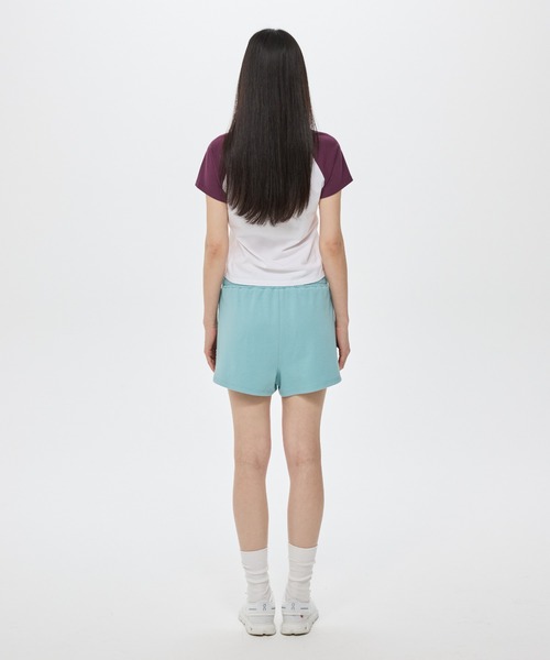 Mardi Mercredi(マルディメクルディ)の「SLIM TSHIRT RAGLAN FLOWERMARDI / スリム Tシャツ ラグラン フラワーマルディ(Tシャツ/カットソー・レディース・ホワイト×ブルー/ホワイト×ピンク/ホワイト×パープル・FREE)」の7枚目の写真