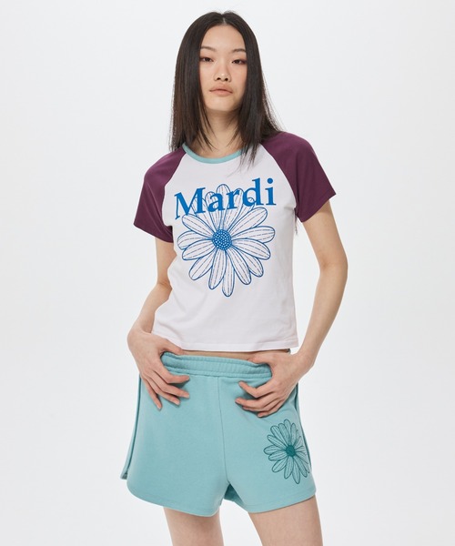 Mardi Mercredi(マルディメクルディ)の「SLIM TSHIRT RAGLAN FLOWERMARDI / スリム Tシャツ ラグラン フラワーマルディ(Tシャツ/カットソー・レディース・ホワイト×ブルー/ホワイト×ピンク/ホワイト×パープル・FREE)」の5枚目の写真