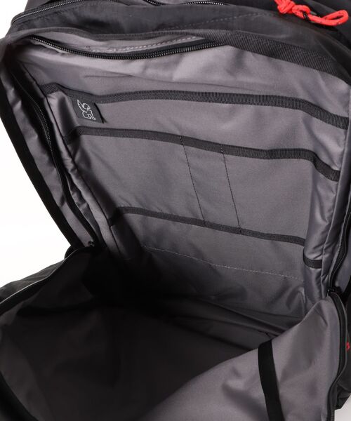 VIBGYOR（ヴィブジョー）の「CHROME OHESIVE 2.0 38L PACK コヒーシブ 2.0 38L パック(JP215)（バックパック/リュック・メンズ・ブラック・FREE）」の4枚目の写真
