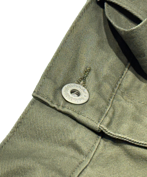 STIGMA(スティグマ)の「WASHED BELT CURVED PANTS KHAKI(その他パンツ・メンズ・その他・MEDIUM/LARGE/X-LARGE)」の6枚目の写真