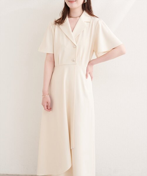 natural couture（ナチュラルクチュール）の「フレアスリーブテーラーワンピース（ワンピース・レディース・ライトベージュ/グレー/オフホワイト/サックスブルー/ネイビー/ブラック・FREE）」の7枚目の写真