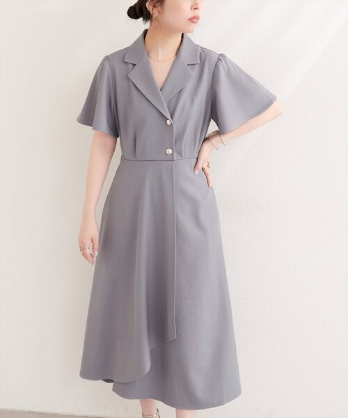 natural couture（ナチュラルクチュール）の「フレアスリーブテーラーワンピース（ワンピース・レディース・ライトベージュ/グレー/オフホワイト/サックスブルー/ネイビー/ブラック・FREE）」の11枚目の写真