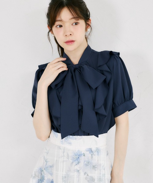 tocco closet（トッコ　クローゼット）の「【ZOZO限定】ラッフルフリル半袖ボウタイブラウス（シャツ/ブラウス・レディース・オフホワイト/グレー/ミント/ネイビー・M）」の4枚目の写真