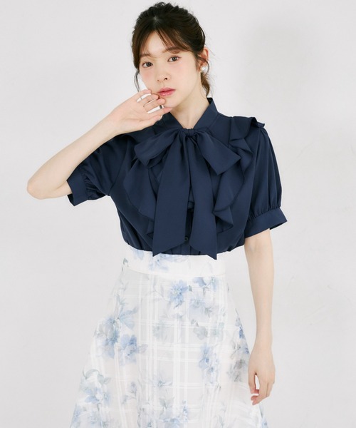 tocco closet（トッコ　クローゼット）の「【ZOZO限定】ラッフルフリル半袖ボウタイブラウス（シャツ/ブラウス・レディース・オフホワイト/グレー/ミント/ネイビー・M）」の9枚目の写真