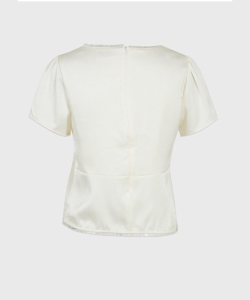 MICANE(ミケーネ)の「アンジェルスリンクルタイブラウス(シャツ/ブラウス・レディース・Cream/ブラック・SMALL/MEDIUM/LARGE/X-LARGE)」の14枚目の写真
