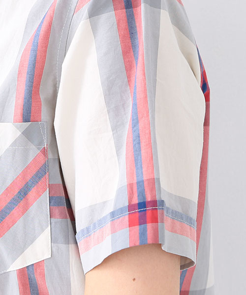 BEAMS BOY（ビームスボーイ）の「BEAMS BOY / ボーイ ビッグタータンチェック 半袖シャツワンピース（ワンピース・レディース・ナチュラル/サックスブルー/ネイビー・ONE SIZE）」の6枚目の写真