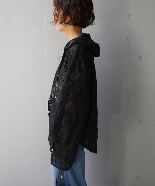 YENN（イエン）の「YENN（イエン）PORTABLE LACE HOODIE（シャツ/ブラウス・レディース・ブラック/ホワイト・F）」の8枚目の写真