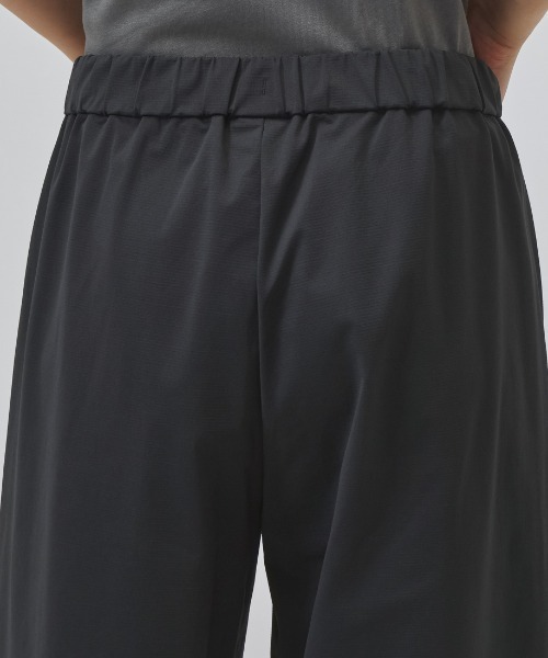 NEW BALANCE(ニューバランス)の「【別注】ニューバランス New Balance ファンクションリラックスパンツ 限定コラボ(その他パンツ・レディース・グリーン/ブラック・S/M/L)」の8枚目の写真
