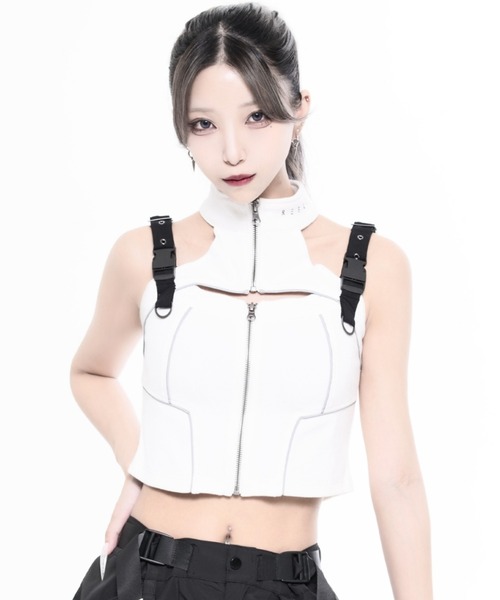 REFLEM INDUSTRY(レフレムインダストリー)の「『REFLEM INDUSTRY/レフレム インダストリー』CORE UNIT TOP/タクティカルビスチェ(その他トップス・レディース・ブラック/ホワイト・S/M)」の2枚目の写真