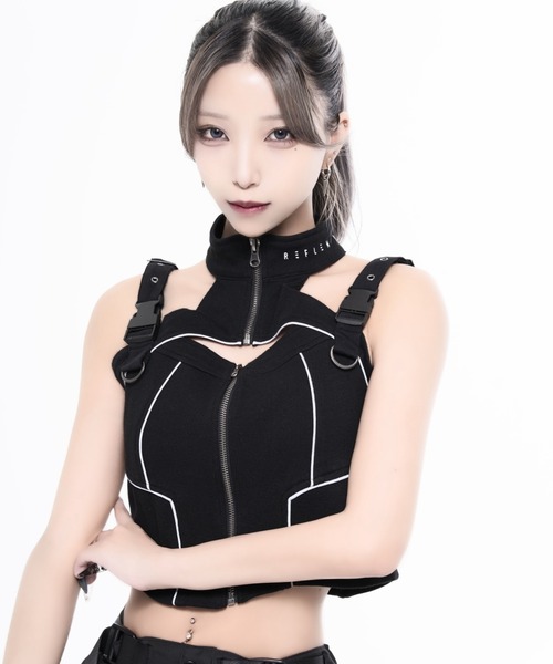 REFLEM INDUSTRY(レフレムインダストリー)の「『REFLEM INDUSTRY/レフレム インダストリー』CORE UNIT TOP/タクティカルビスチェ(その他トップス・レディース・ブラック/ホワイト・S/M)」の1枚目の写真