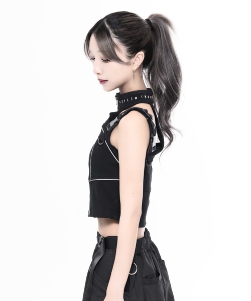 REFLEM INDUSTRY(レフレムインダストリー)の「『REFLEM INDUSTRY/レフレム インダストリー』CORE UNIT TOP/タクティカルビスチェ(その他トップス・レディース・ブラック/ホワイト・S/M)」の4枚目の写真