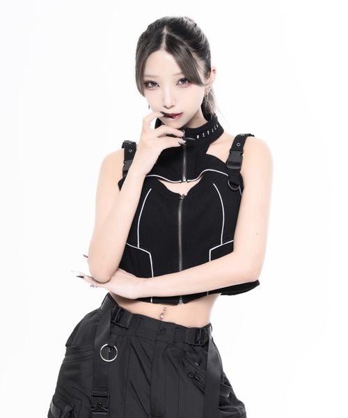 REFLEM INDUSTRY(レフレムインダストリー)の「『REFLEM INDUSTRY/レフレム インダストリー』CORE UNIT TOP/タクティカルビスチェ(その他トップス・レディース・ブラック/ホワイト・S/M)」の3枚目の写真
