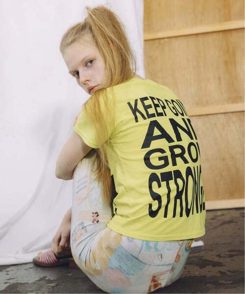 Oriens JOURNAL STANDARD（オリエンス ジャーナルスタンダード）の「《追加2》SHOW UP プリントTEE（Tシャツ/カットソー・レディース・パープル/イエロー・MEDIUM/SMALL）」の18枚目の写真