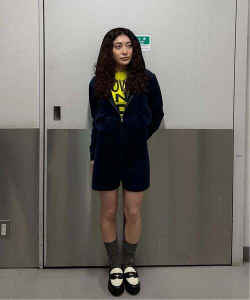 Oriens JOURNAL STANDARD（オリエンス ジャーナルスタンダード）の「《追加2》SHOW UP プリントTEE（Tシャツ/カットソー・レディース・パープル/イエロー・MEDIUM/SMALL）」の20枚目の写真
