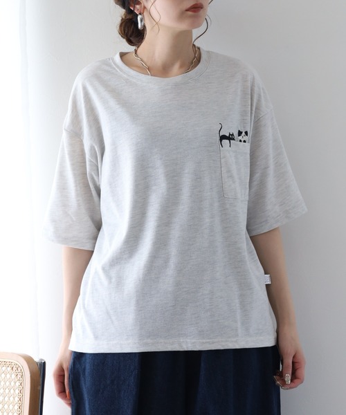 FUNALIVE(ファンアライブ)の「ねころびネコ刺繍ポケットTシャツ 半端袖(Tシャツ/カットソー・レディース・オートミール/ネイビー×ホワイト/チャコールグレー・M/L)」の22枚目の写真