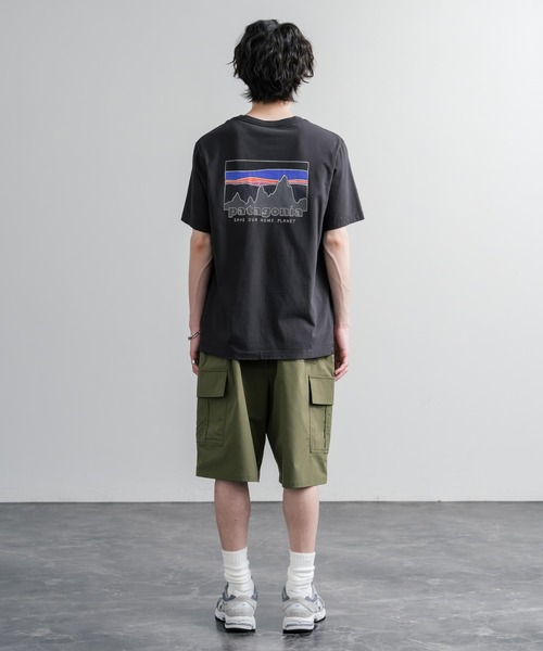 patagonia(パタゴニア)の「Patagonia パタゴニア M’S '73 SKYLINE T SHIRT オーガニックコットンバックプリント半袖Tシャツ(Tシャツ/カットソー・メンズ・ナチュラル/ブラック/ブルー・XL/L/M/S)」の7枚目の写真