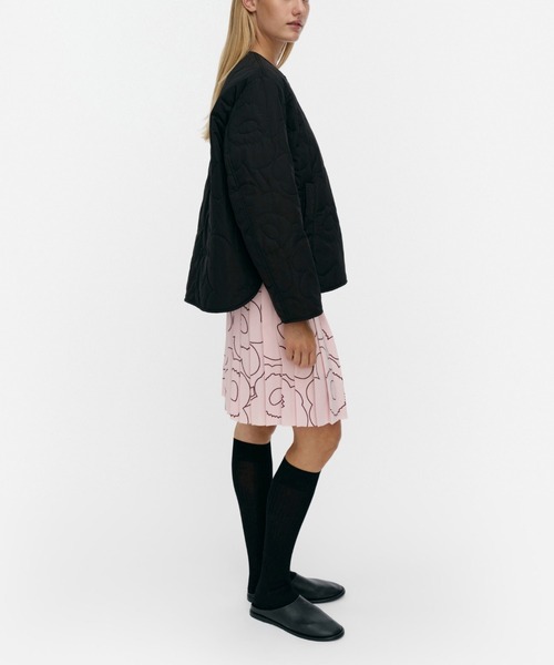 marimekko(マリメッコ)の「【バナー掲載特典付】Kapseli Piirto Unikko / coat(ノーカラーコート・レディース・ブラック・XX-SMALL/X-LARGE/LARGE/MEDIUM/SMALL/X-SMALL)」の5枚目の写真
