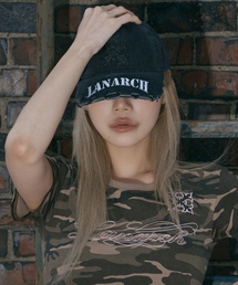 LANARCHIVE（ランアーカイブ）の「[8017] レザーアップリケヴィンテージボールキャップ - ブラック(ホワイト)（キャップ）」