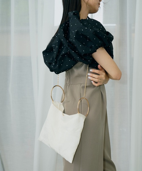 ANDRESD(アンドレスド)の「リングバッグ / Ring Bag(ハンドバッグ・レディース・アイボリー/ブラック・FREE)」の16枚目の写真