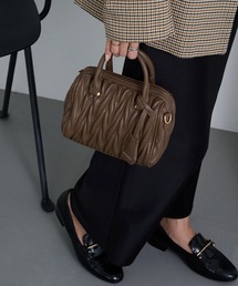 MAGASIN DE MODE Chou Chou（マガジンデモードシュシュ）の「【MAGASIN DE MODE Chou Chou】シュシュエンボスミニボストン SNBD（ショルダーバッグ）」