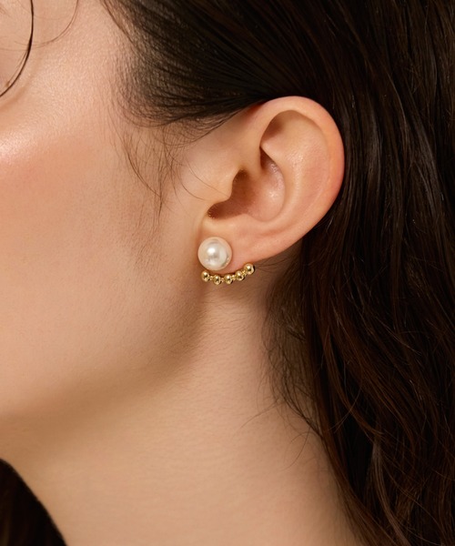 Phoebe(フィービィー)の「【金属アレルギー対応】2wayドロップラインパールバックキャッチピアス/ニッケルフリー 結婚式二次会 セレモニー フォーマル(ピアス(両耳用)・レディース・シルバー/イエローゴールド・FREE)」の12枚目の写真