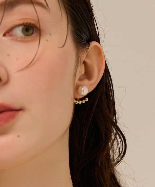 Phoebe(フィービィー)の「【金属アレルギー対応】2wayドロップラインパールバックキャッチピアス/ニッケルフリー 結婚式二次会 セレモニー フォーマル(ピアス(両耳用)・レディース・シルバー/イエローゴールド・FREE)」の15枚目の写真