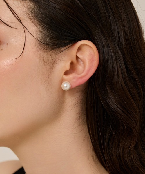 Phoebe(フィービィー)の「【金属アレルギー対応】2wayドロップラインパールバックキャッチピアス/ニッケルフリー 結婚式二次会 セレモニー フォーマル(ピアス(両耳用)・レディース・シルバー/イエローゴールド・FREE)」の5枚目の写真
