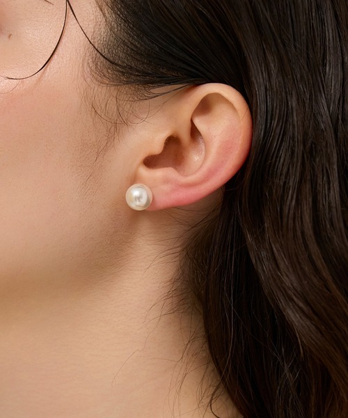 Phoebe(フィービィー)の「【金属アレルギー対応】2wayドロップラインパールバックキャッチピアス/ニッケルフリー 結婚式二次会 セレモニー フォーマル(ピアス(両耳用)・レディース・シルバー/イエローゴールド・FREE)」の7枚目の写真