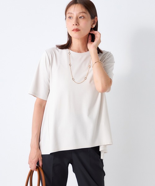 GALLORIA(ギャローリア)の「【接触冷感・UVカット】後ろペプラムプルオーバー(Tシャツ/カットソー・レディース・ベージュ/ブラック/ワイン・M/S/LL/L)」の2枚目の写真