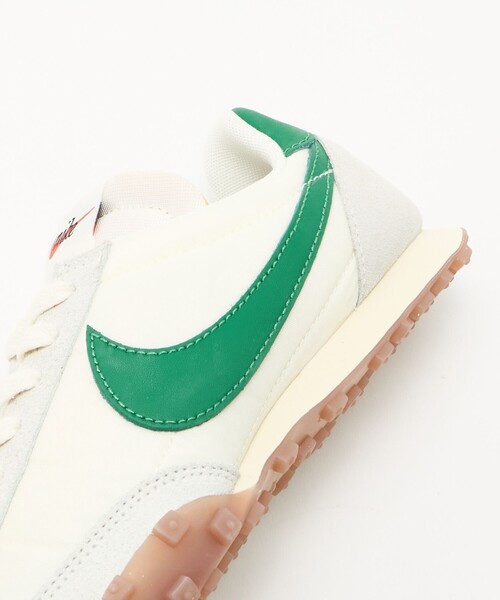 NIKE(ナイキ)の「<NIKE>WAFFLE RACER/スニーカー(スニーカー・レディース・ホワイト・24cm/24.5cm/25cm/25.5cm/26cm)」の9枚目の写真