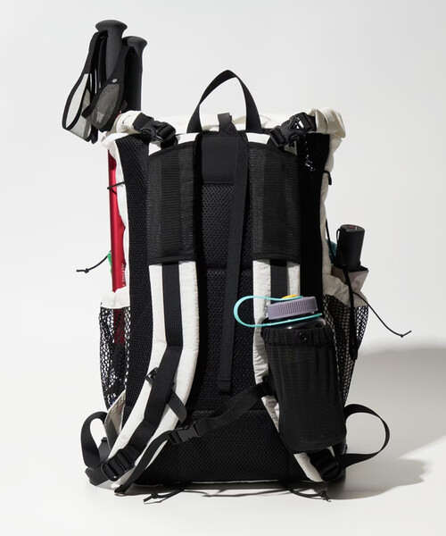 COBMASTER（コブマスター）の「Cobmaster/コブマスター COB-CSR LANDSCAPE ROLLTOP PACK（バックパック/リュック・レディース・ホワイト/ブラック・ONE SIZE）」の20枚目の写真