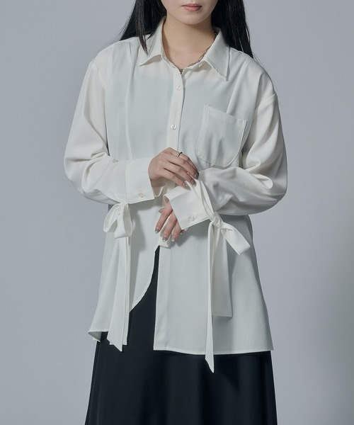 Ellno de Mavie(エルノデメヴィ)の「アシンメトリーリボンシャツ(シャツ/ブラウス・レディース・オフホワイト/ブラック・FREE)」の7枚目の写真