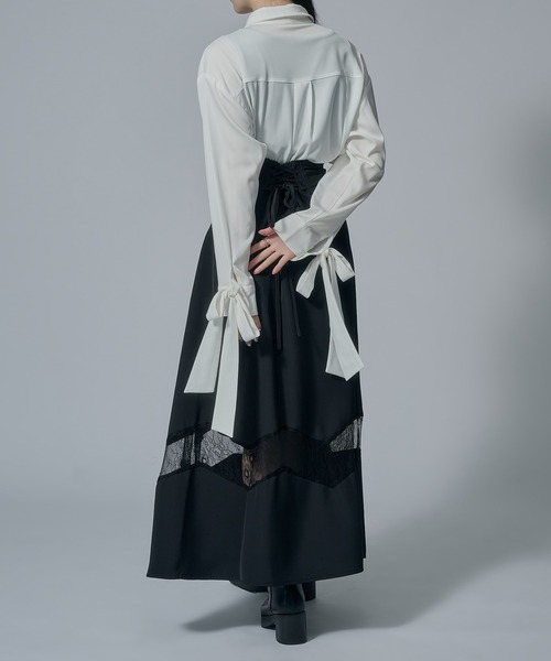 Ellno de Mavie(エルノデメヴィ)の「アシンメトリーリボンシャツ(シャツ/ブラウス・レディース・オフホワイト/ブラック・FREE)」の21枚目の写真