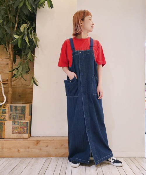 OLD BETTY'S(オールドベティーズ)の「Denim Salopette Skirt(ワンピース・レディース・インディゴブルー・FREE)」の6枚目の写真