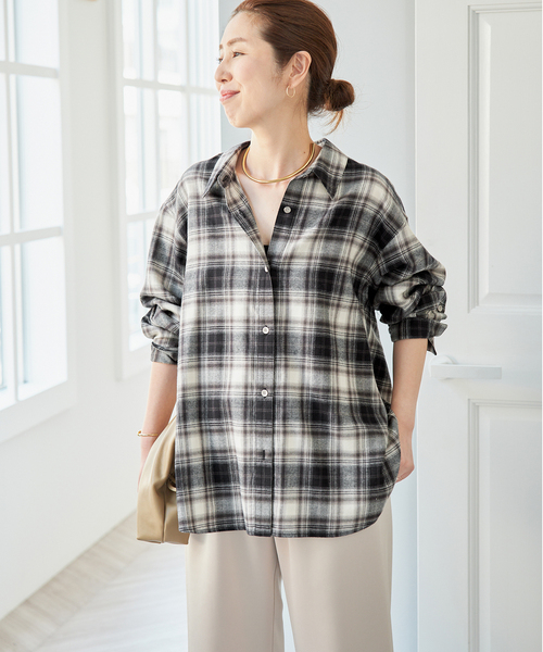 Spick & Span(スピックアンドスパン)の「メタルボタンオンブレーチェックシャツ(シャツ/ブラウス・レディース・マルチ/その他4/その他6・FREE)」の20枚目の写真