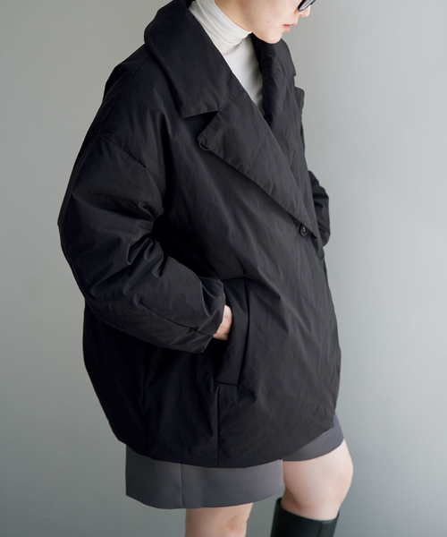 IENA(イエナ)の「《追加3/一部店舗限定カラーあり》ARTIROSA撥水テイラーコクーンダウン(ダウンジャケット/コート・レディース・チャコールグレー/ブラック・38/36/34)」の6枚目の写真