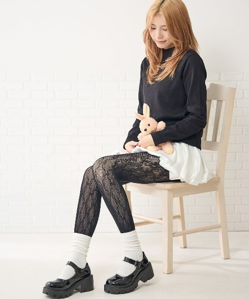 tutuanna(チュチュアンナ)の「まるっきり素肌!のようなフェイクタイツ80デニール(リボンラッセル柄)(タイツ/ストッキング・レディース・ブラック/ホワイト・M-L)」の15枚目の写真