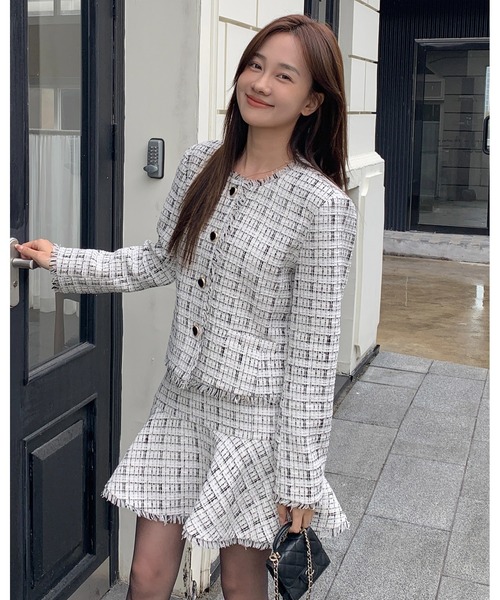 BIRTHDAY BASH(バースデイバッシュ)の「LILY TWEED FRINGE MERMAID SKIRT(ツイードフリンジマーメイドスカート)(スカート・レディース・アイボリー・L/M/S)」の18枚目の写真