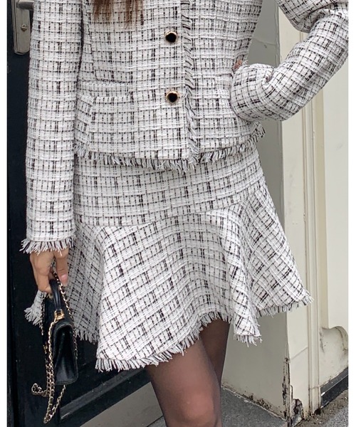BIRTHDAY BASH(バースデイバッシュ)の「LILY TWEED FRINGE MERMAID SKIRT(ツイードフリンジマーメイドスカート)(スカート・レディース・アイボリー・L/M/S)」の8枚目の写真