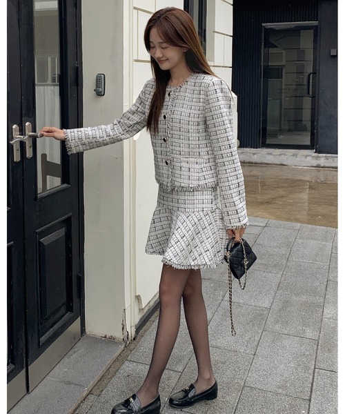 BIRTHDAY BASH(バースデイバッシュ)の「LILY TWEED FRINGE MERMAID SKIRT(ツイードフリンジマーメイドスカート)(スカート・レディース・アイボリー・L/M/S)」の10枚目の写真