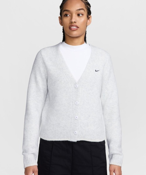 NIKE(ナイキ)の「ナイキ NIKE ナイキ NSW SWT KT ESSTL CARDI MD(カーディガン/ボレロ・レディース・ホワイト/ブラック・XL/M/L/S)」の1枚目の写真
