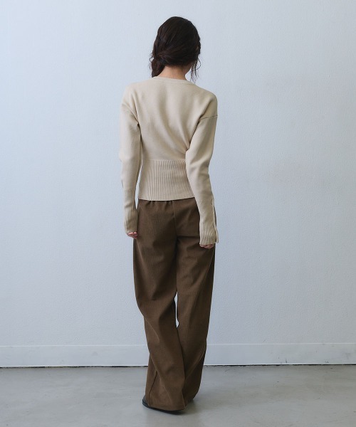 Clum（クルム）の「rib button knit cardigan / リブ切り替えボタンニットカーディガン（ニット/セーター・レディース・アイボリー/カーキ・SMALL/MEDIUM）」の17枚目の写真