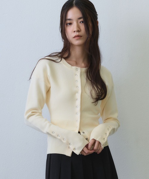 Clum（クルム）の「rib button knit cardigan / リブ切り替えボタンニットカーディガン（ニット/セーター・レディース・アイボリー/カーキ・SMALL/MEDIUM）」の18枚目の写真