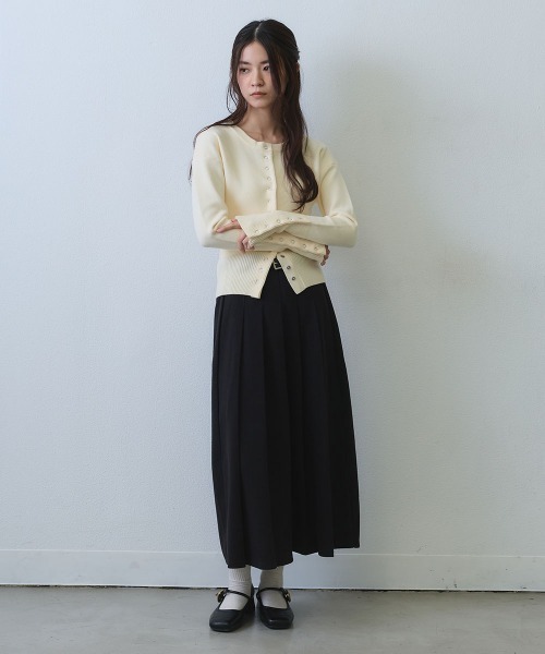 Clum（クルム）の「rib button knit cardigan / リブ切り替えボタンニットカーディガン（ニット/セーター・レディース・アイボリー/カーキ・SMALL/MEDIUM）」の21枚目の写真