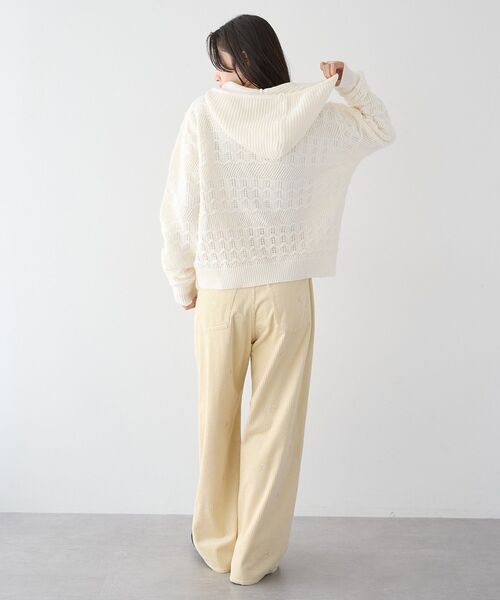 earth music&ecology(アースミュージックアンドエコロジー)の「コーデュロイ刺繍ワイドパンツ(その他パンツ・レディース・アイボリー・S/M)」の7枚目の写真