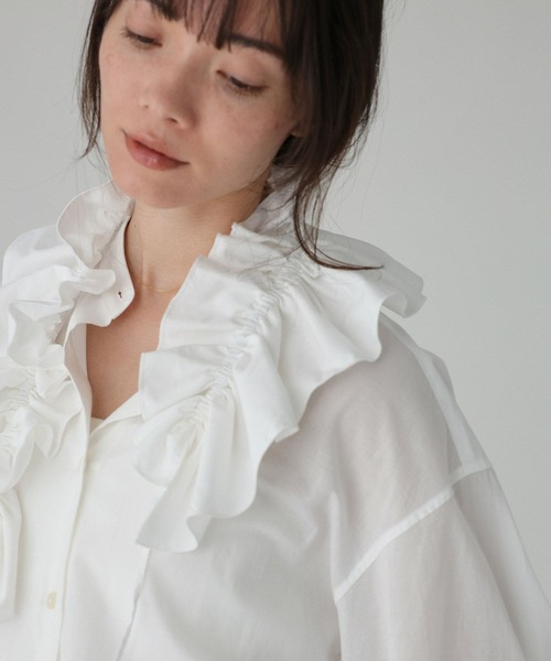 BABYLONE（バビロン）の「フリルカラーシャツ［手洗い可］（シャツ/ブラウス・レディース・ホワイト/ブラック・フリー）」の9枚目の写真
