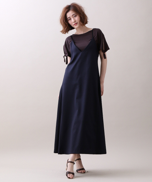 Abahouse Devinette(ドゥヴィネット)の「サテンストレッチワンピース(ワンピース・レディース・ネイビー/ブラウン・2)」の10枚目の写真